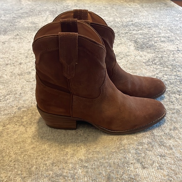 DINGO, TUMBLEWEED LEATHER BOOTIE, (whiskey) 10 - Picture 9 of 14